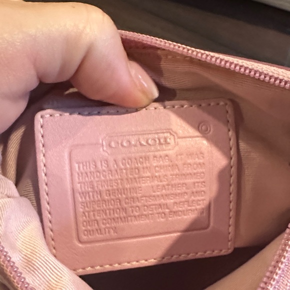 Coach Signature Hampton Swing Crossbody Bag - Picture 7 of 9